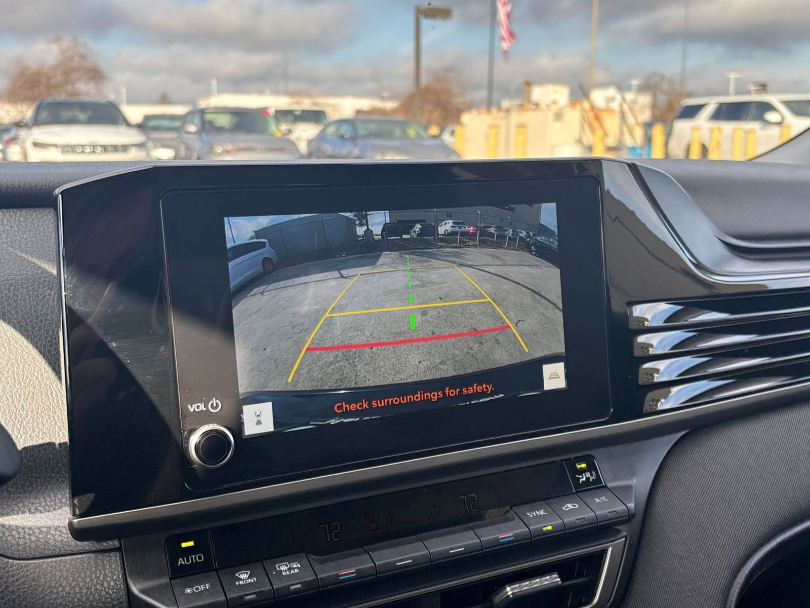 Thumbnail: 2025 Toyota Camry - 23