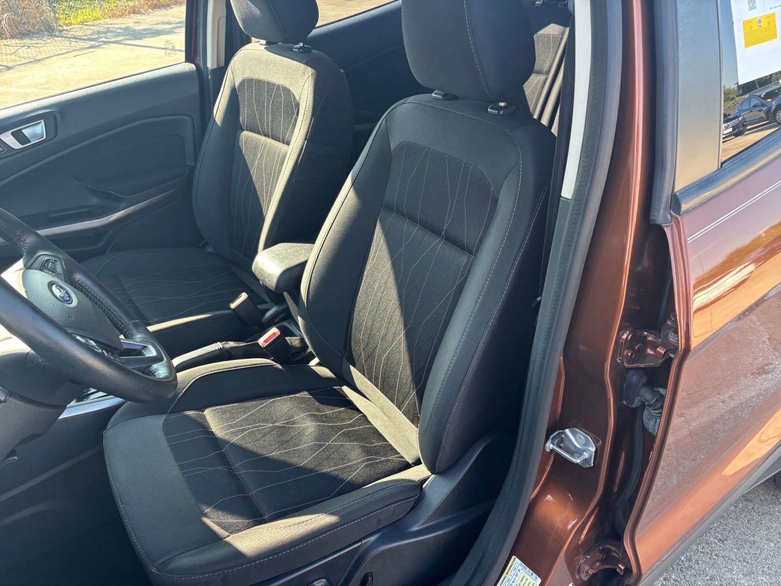 Thumbnail: 2019 Ford EcoSport - 35