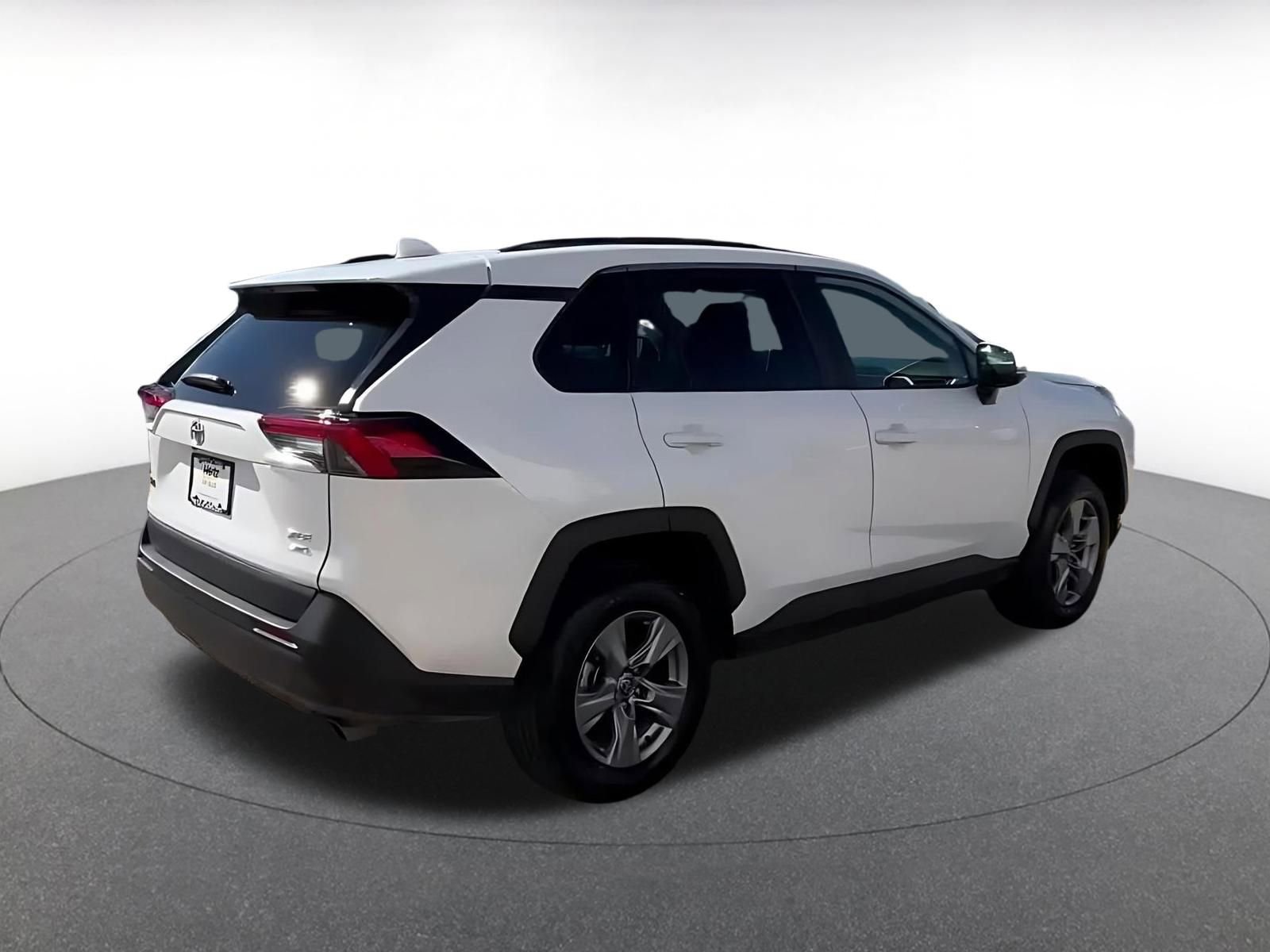 Thumbnail: 2025 Toyota RAV4 - 15