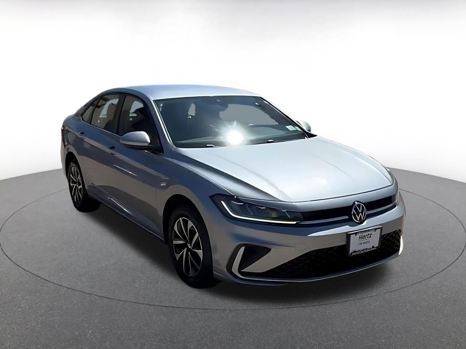 Thumbnail: 2025 Volkswagen Jetta - 3