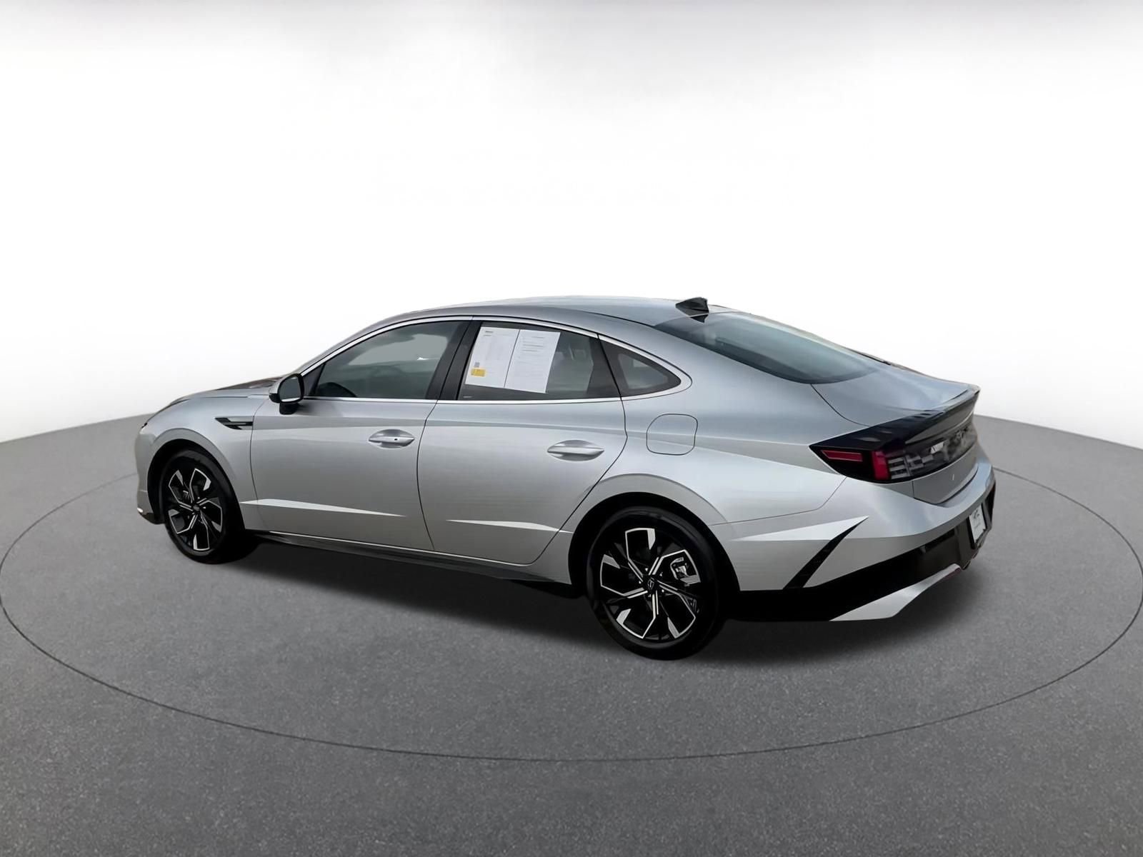 Thumbnail: 2025 Hyundai Sonata - 11