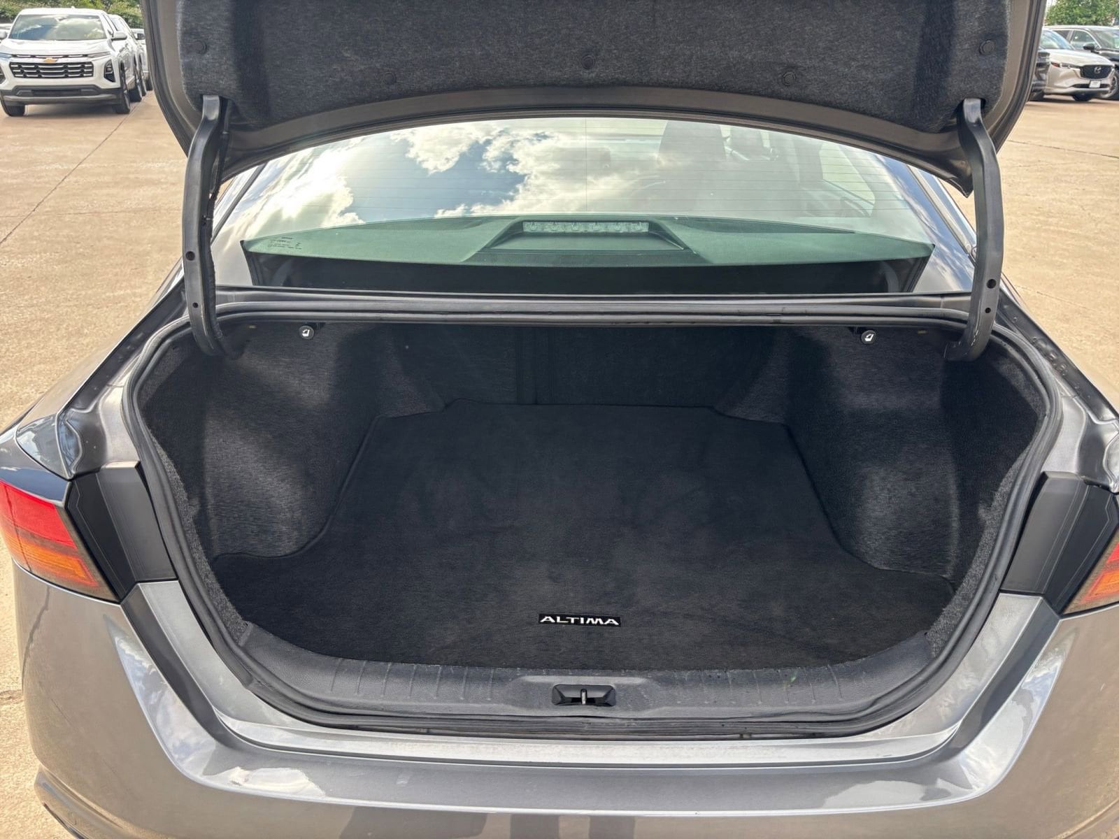 Thumbnail: 2024 Nissan Altima - 30