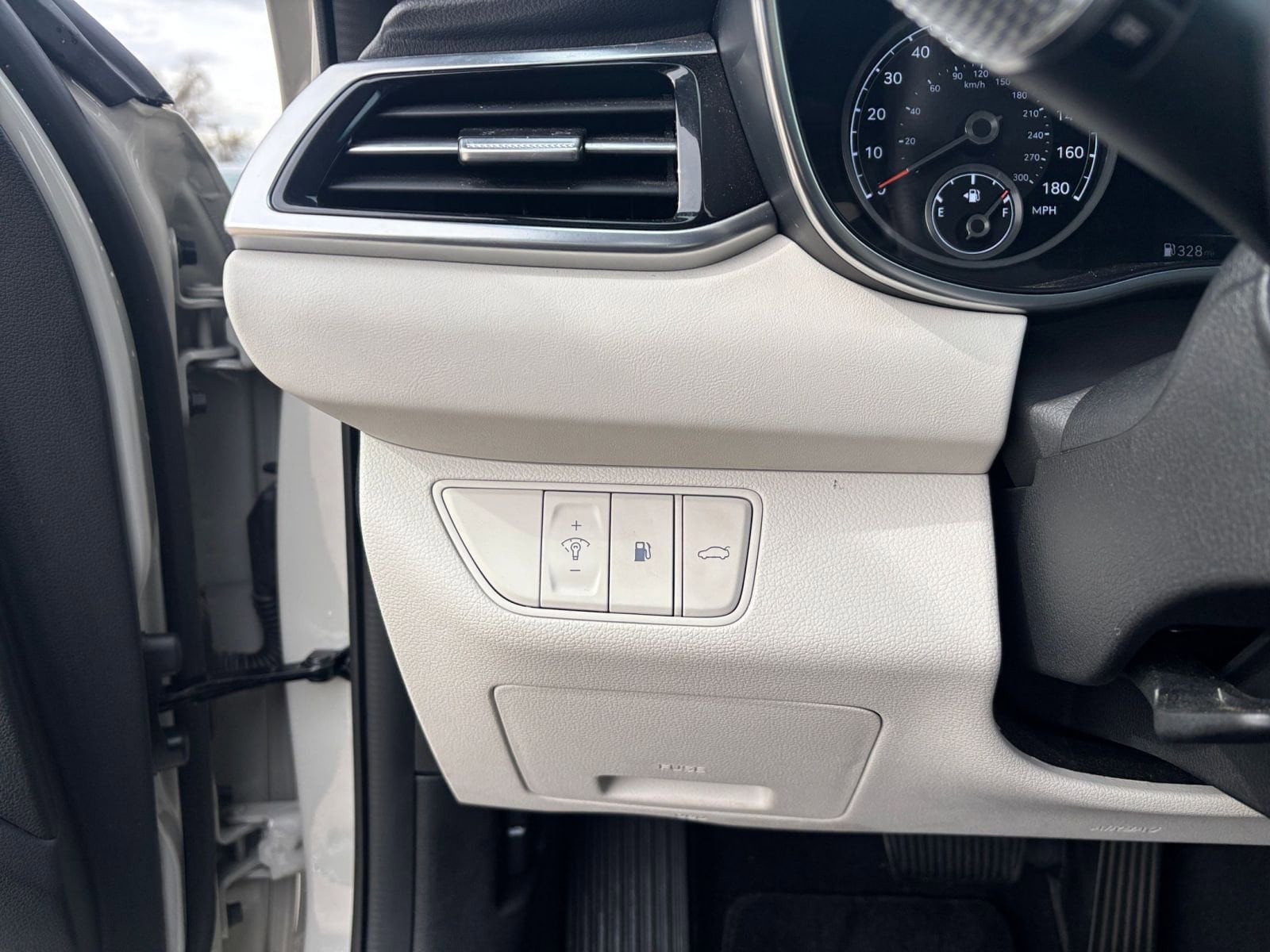 Thumbnail: 2025 Genesis G70 - 32