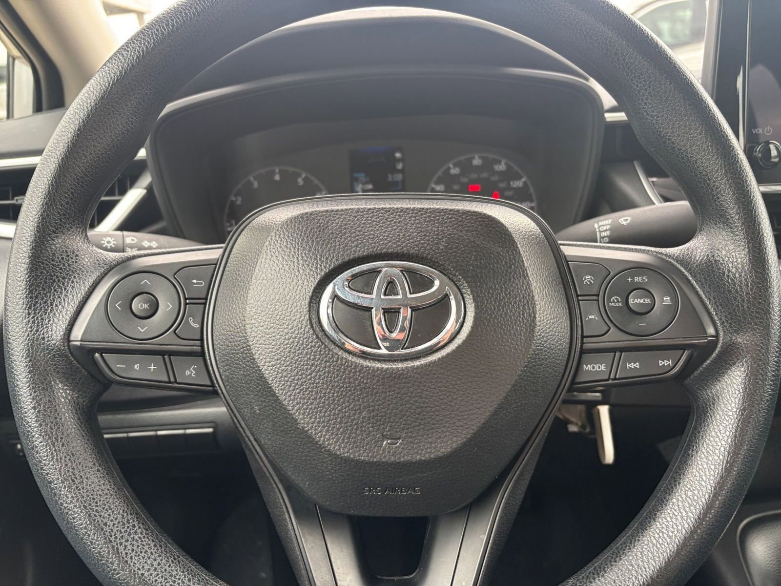 Thumbnail: 2025 Toyota Corolla - 25