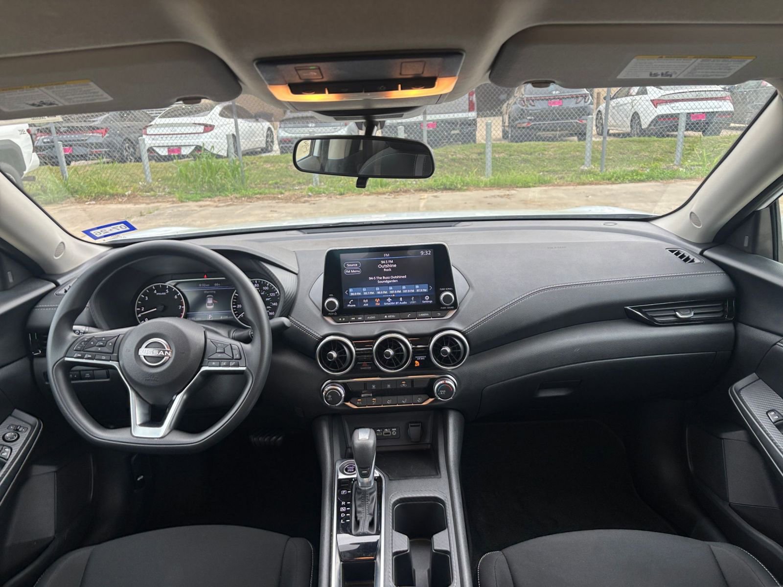 Thumbnail: 2025 Nissan Sentra - 31