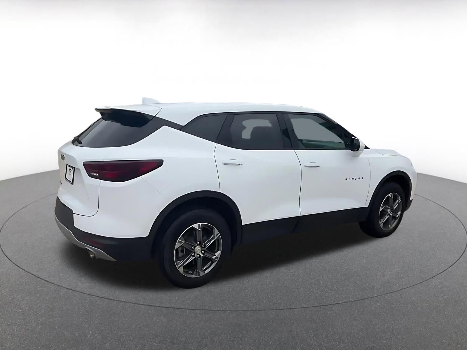 Thumbnail: 2025 Chevrolet Blazer - 15