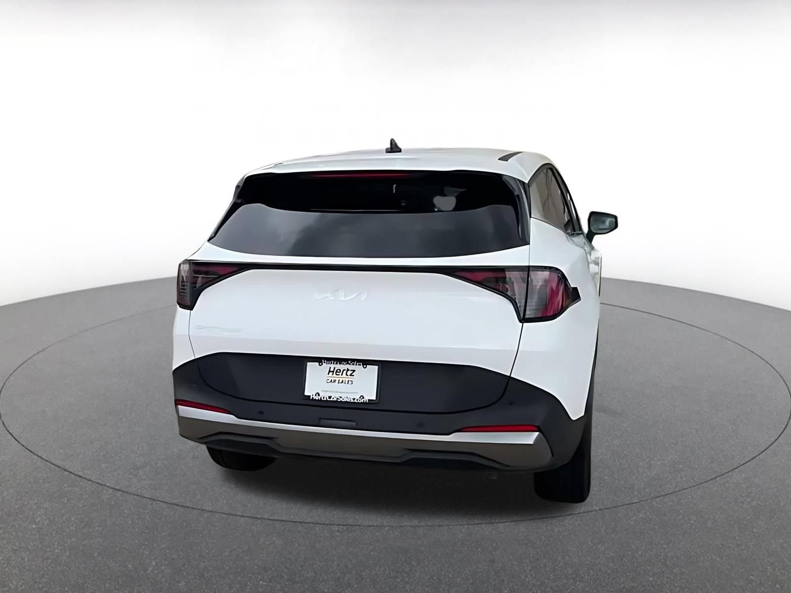 Thumbnail: 2026 Kia Sportage - 6
