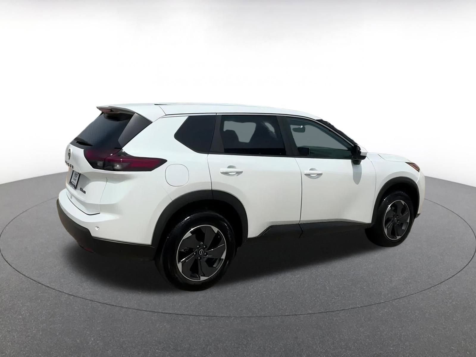 Thumbnail: 2024 Nissan Rogue - 13