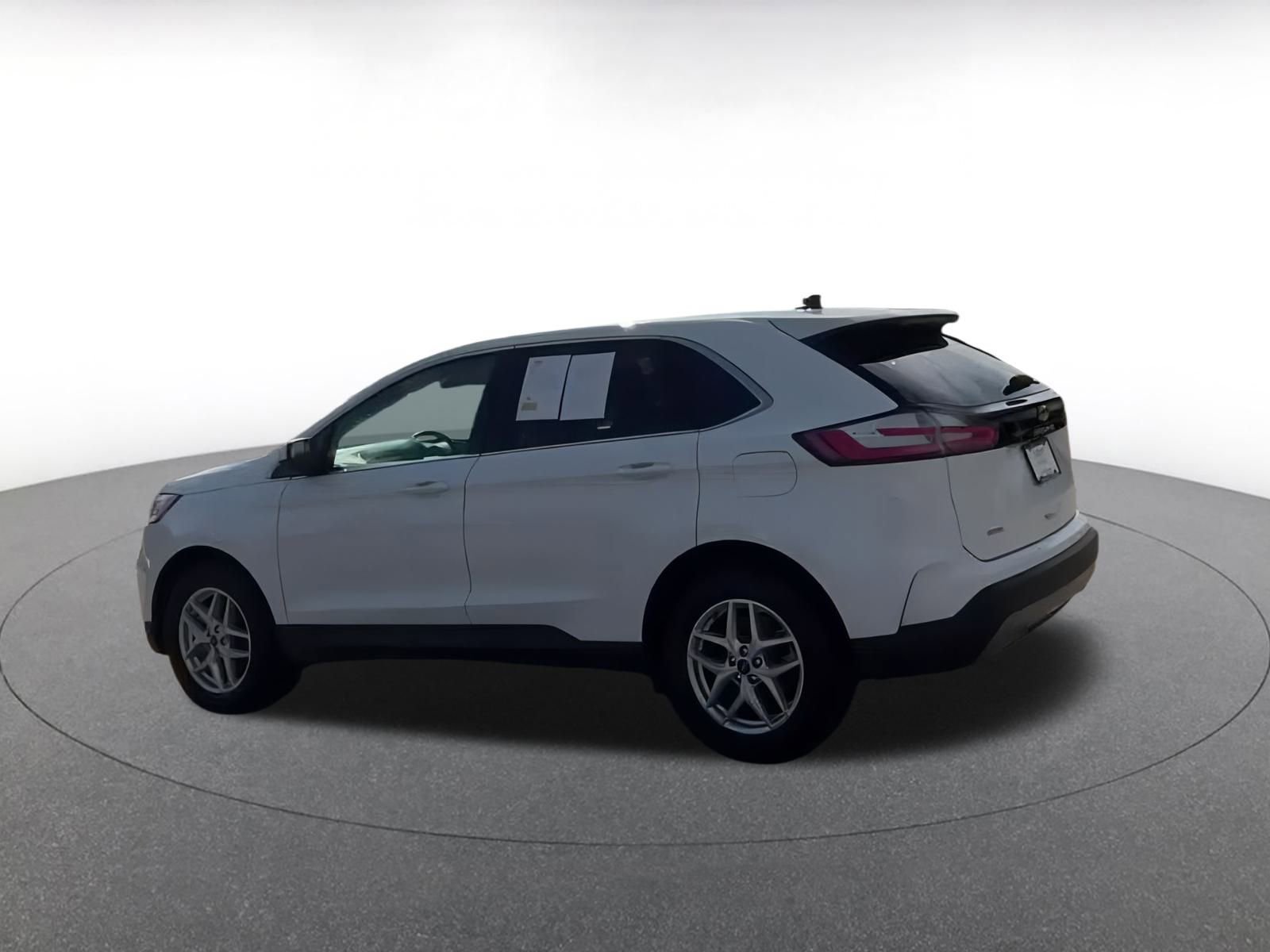 Thumbnail: 2024 Ford Edge - 10