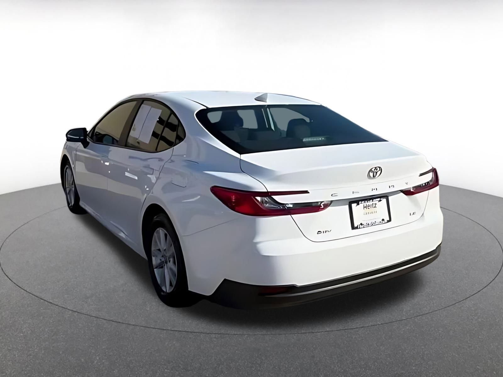 Thumbnail: 2025 Toyota Camry - 16