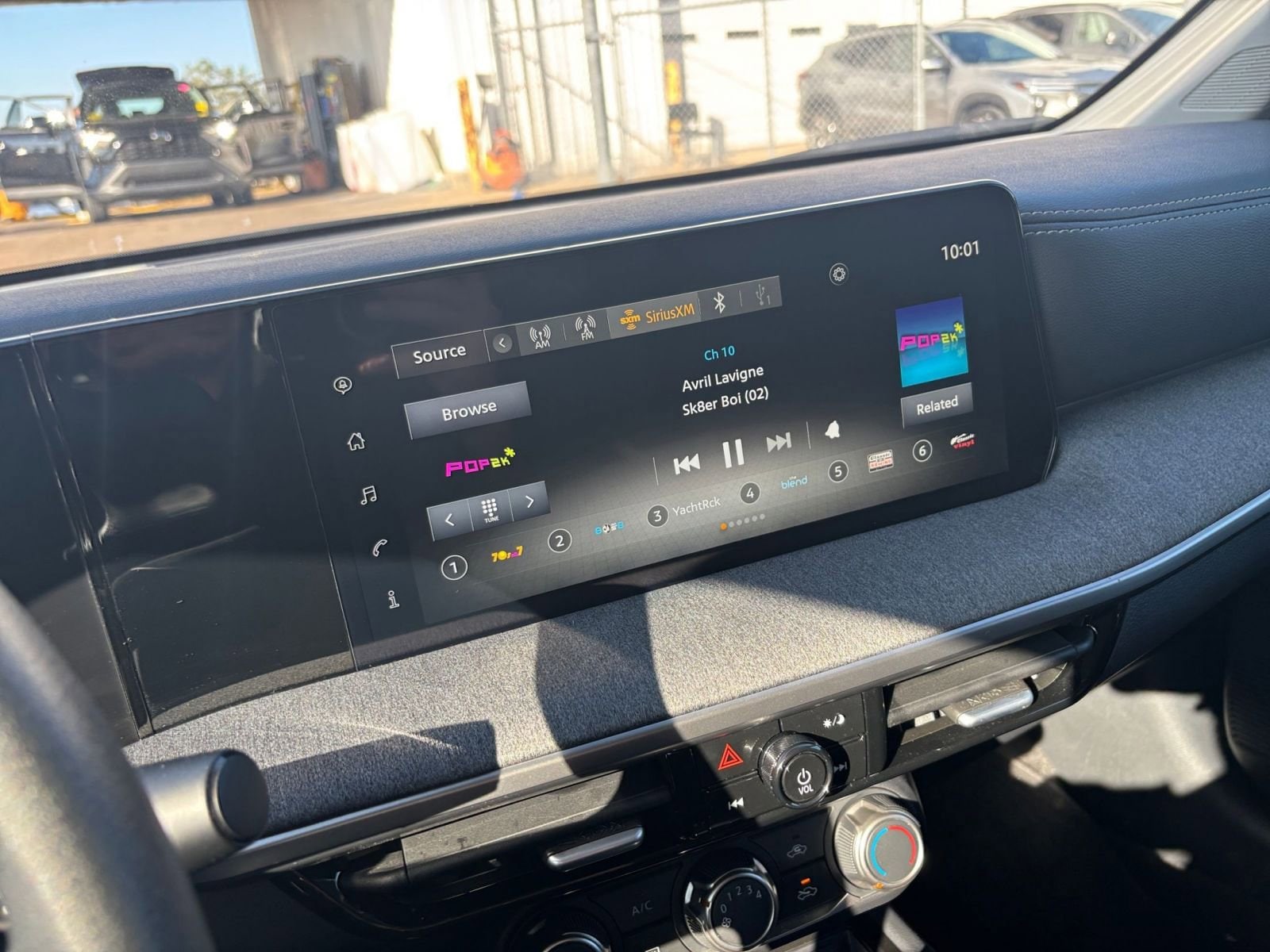 Thumbnail: 2025 Nissan Kicks - 21