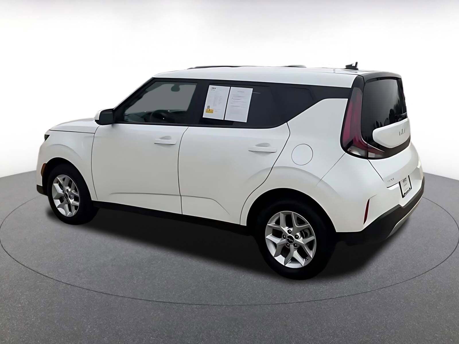 Thumbnail: 2025 Kia Soul - 10