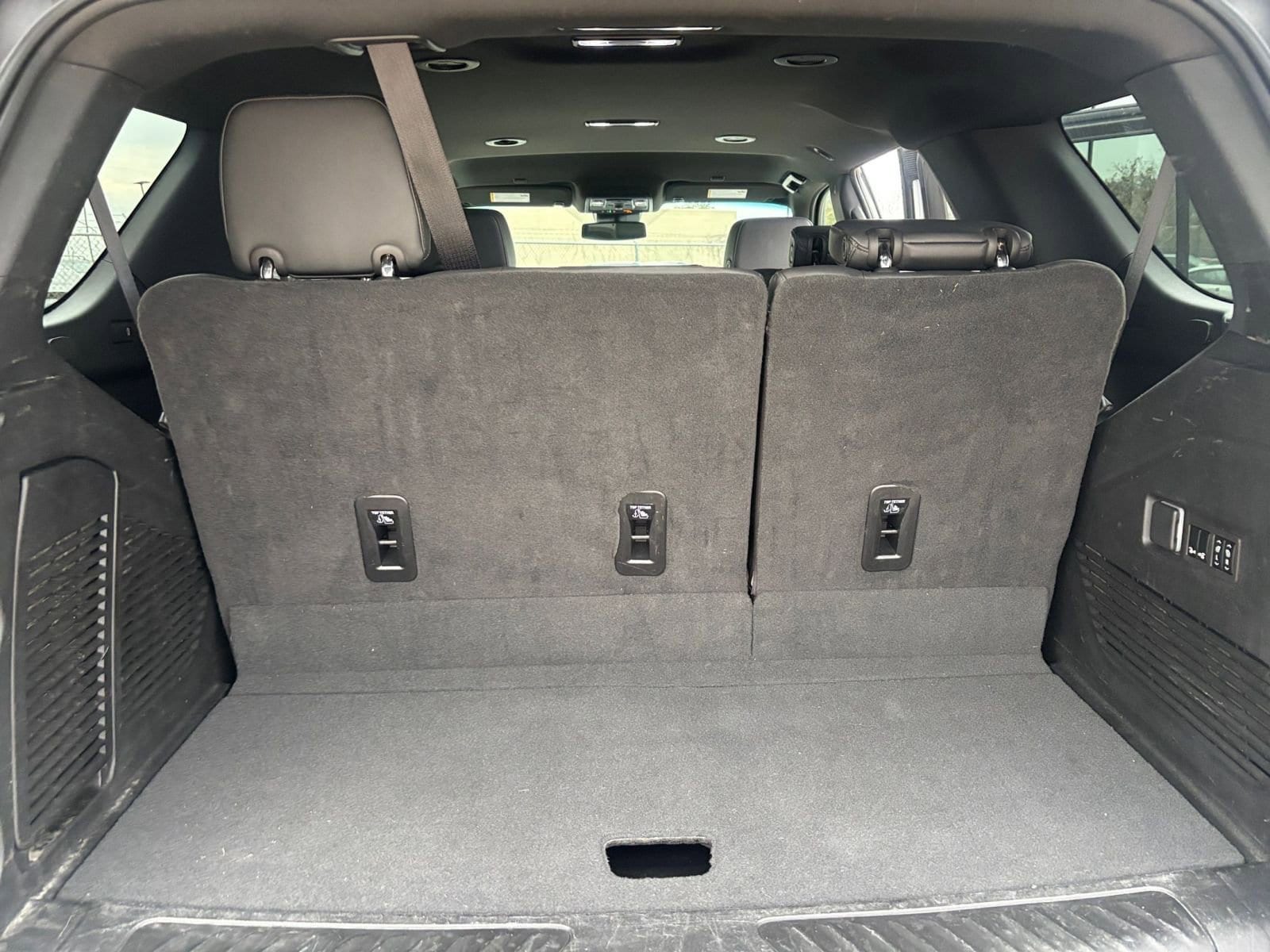 Thumbnail: 2024 Chevrolet Tahoe - 34