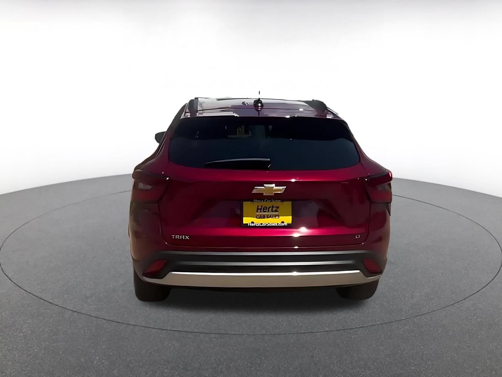 Thumbnail: 2025 Chevrolet Trax - 11