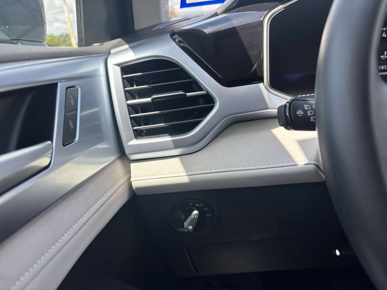 Thumbnail: 2026 Volkswagen Taos - 30
