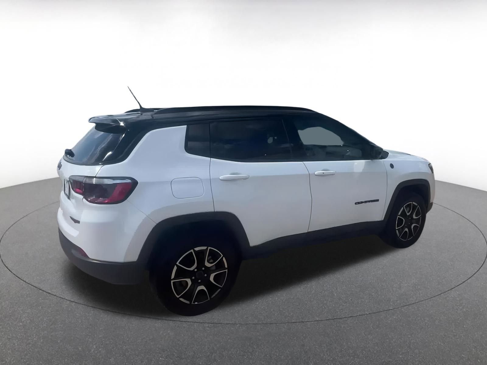 Thumbnail: 2025 Jeep Compass - 14