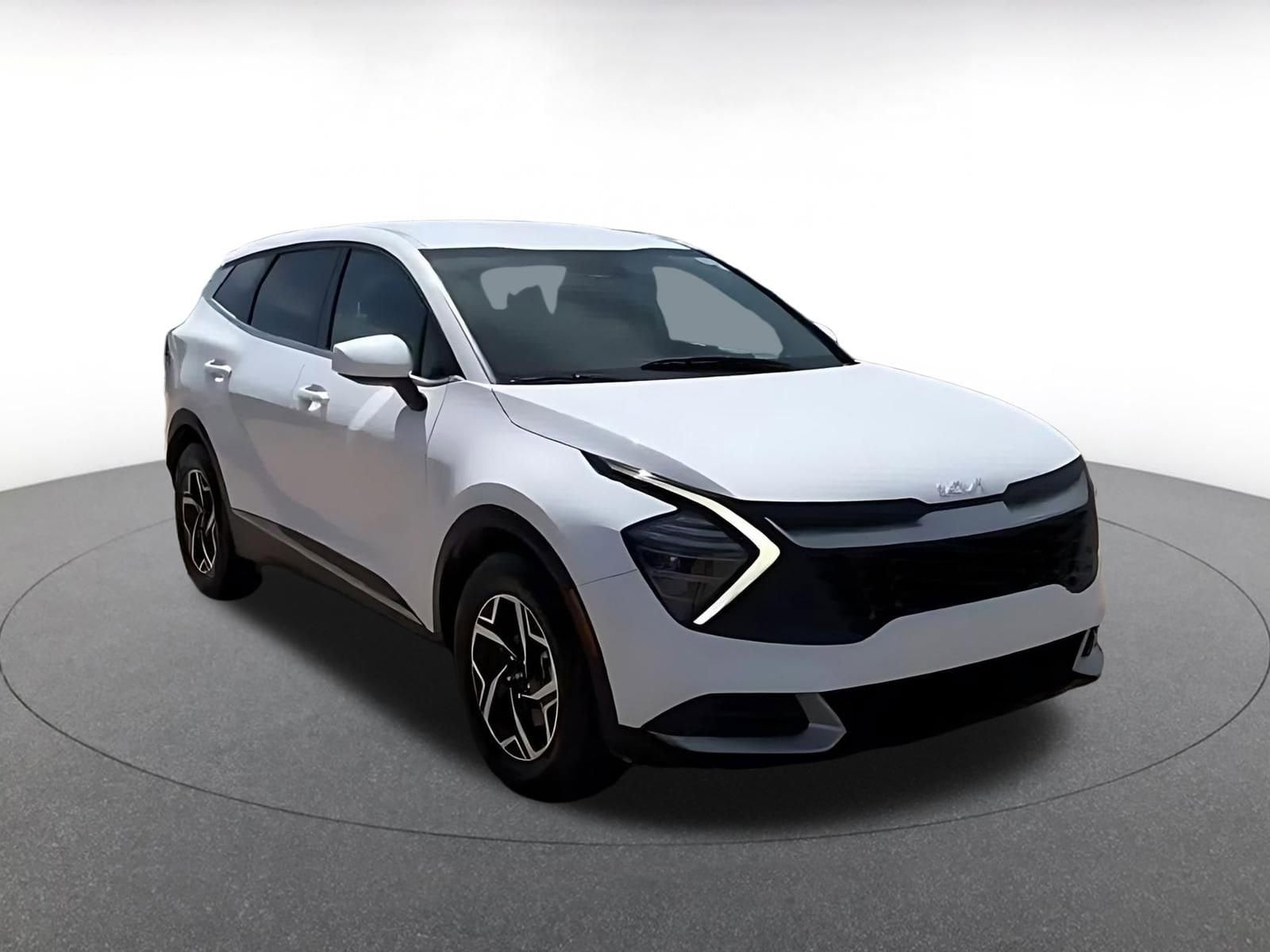 Thumbnail: 2025 Kia Sportage - 3