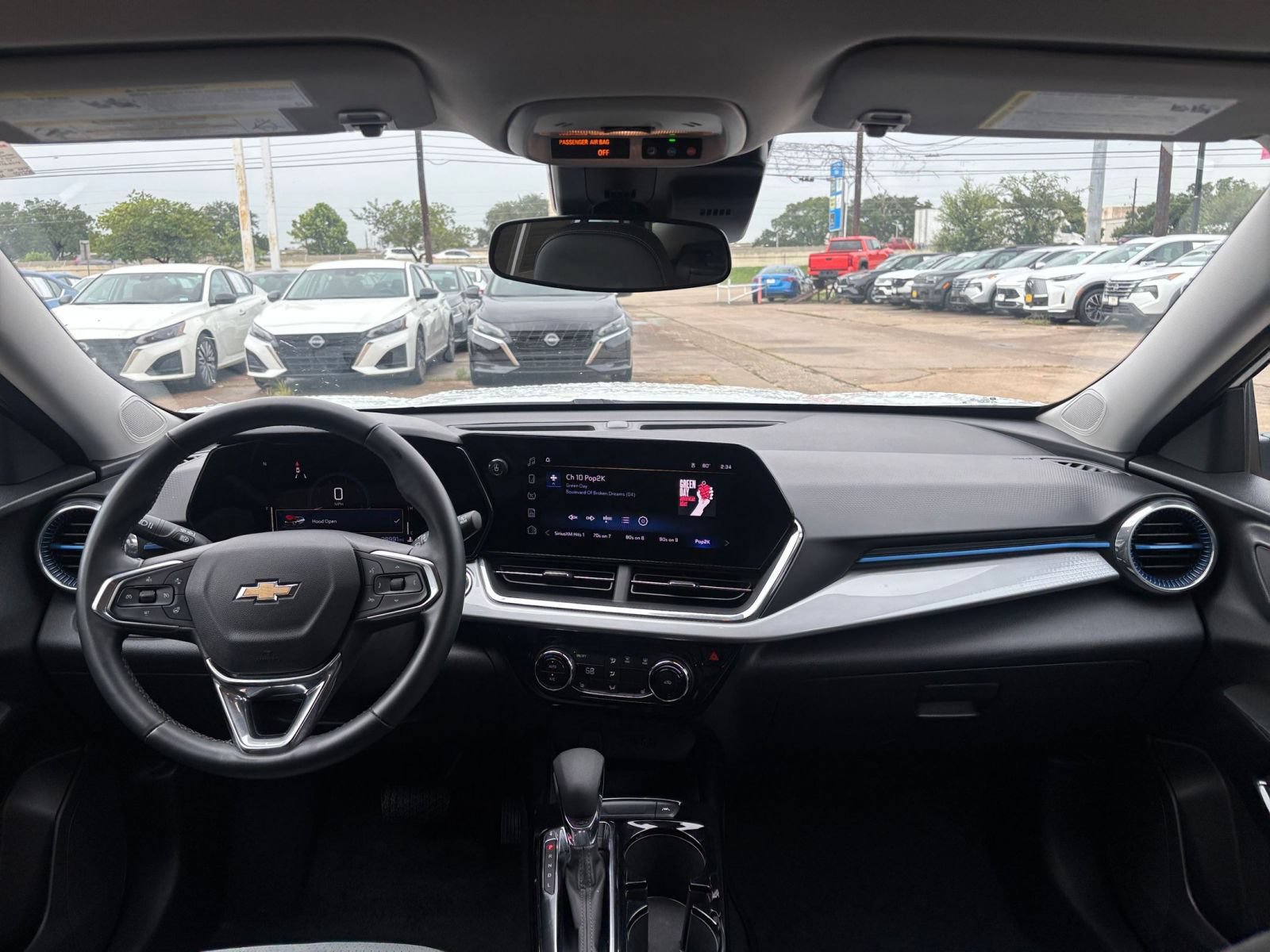 Thumbnail: 2025 Chevrolet Trax - 31