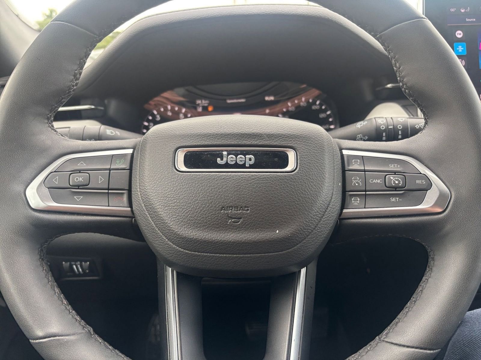 Thumbnail: 2025 Jeep Compass - 29