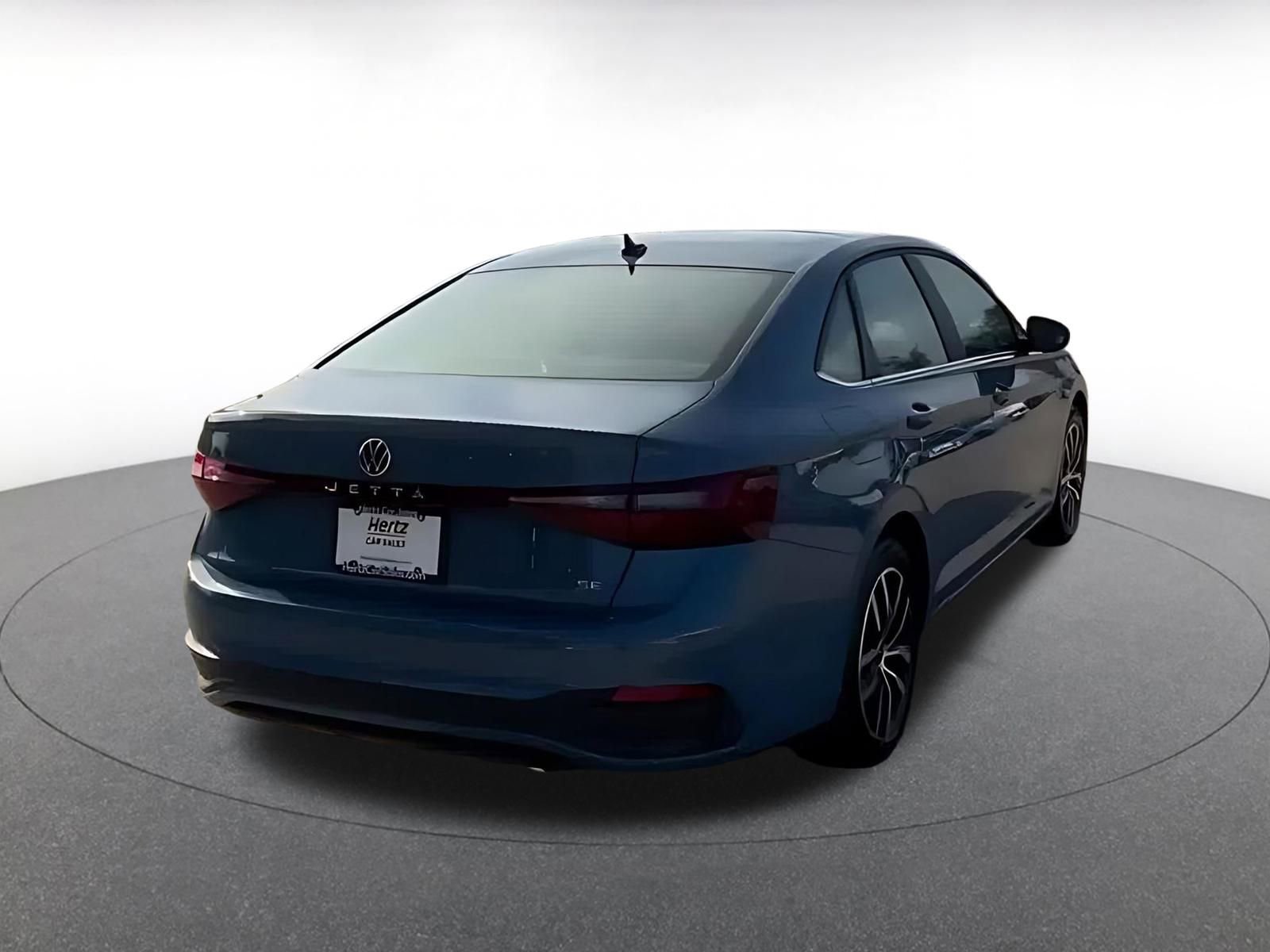 Thumbnail: 2025 Volkswagen Jetta - 14