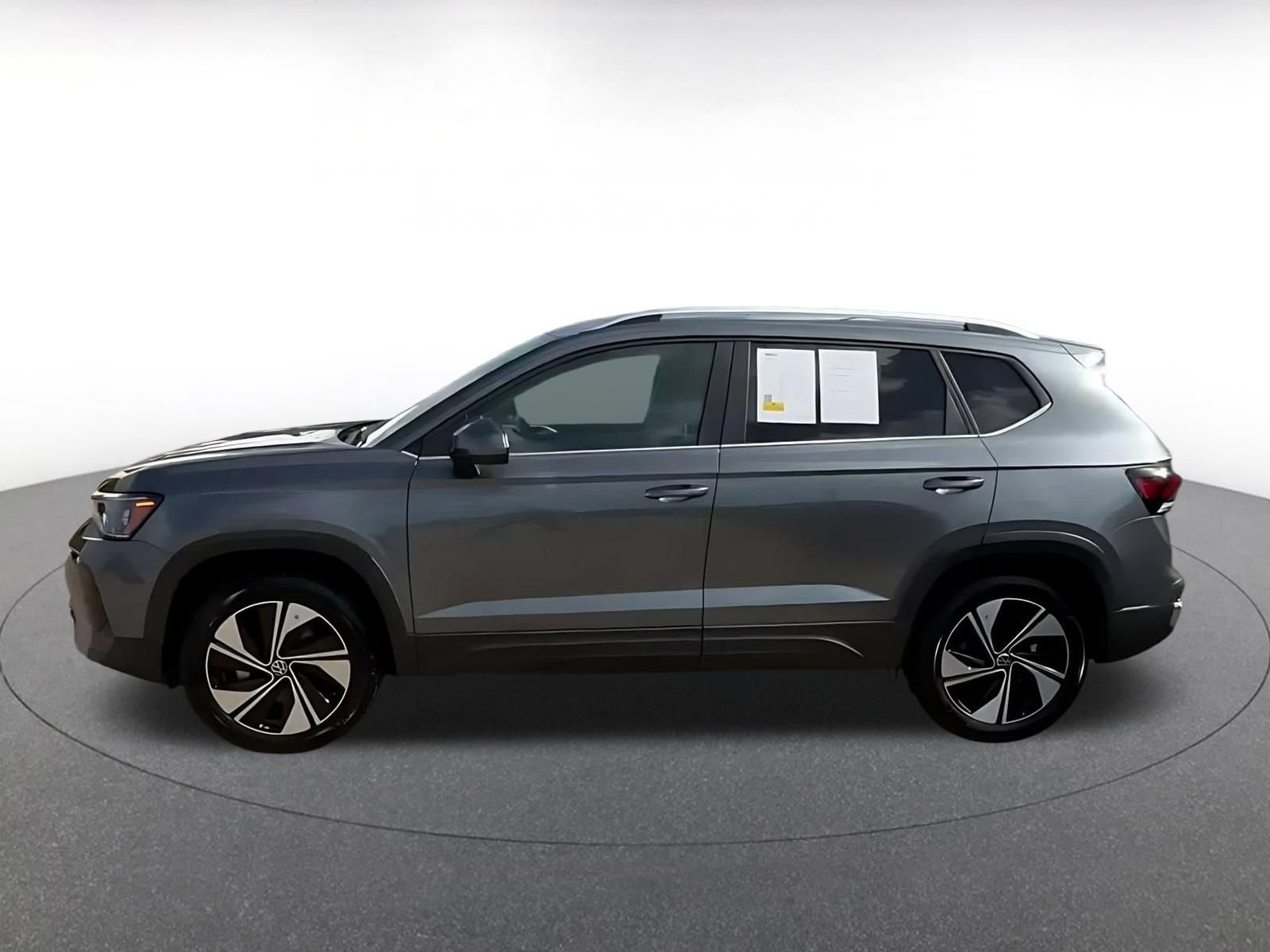 Thumbnail: 2026 Volkswagen Taos - 9