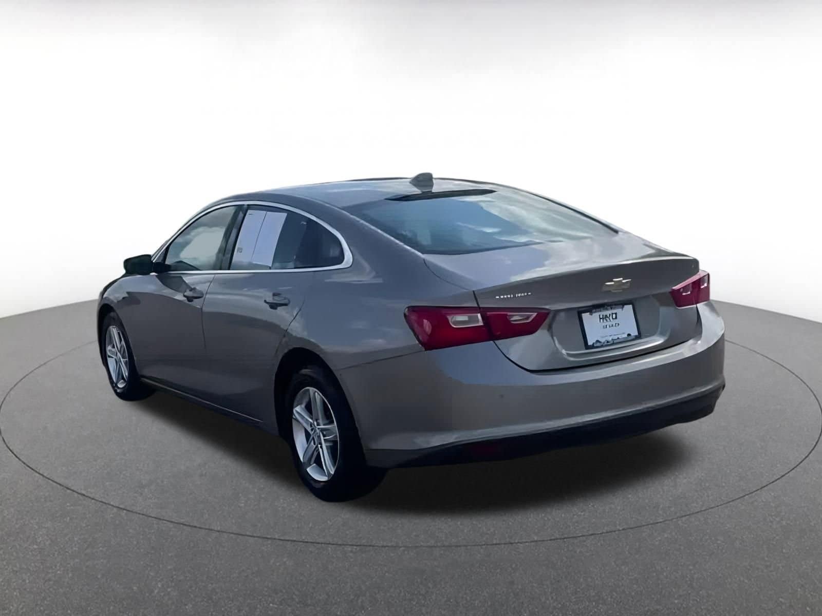Thumbnail: 2024 Chevrolet Malibu - 11
