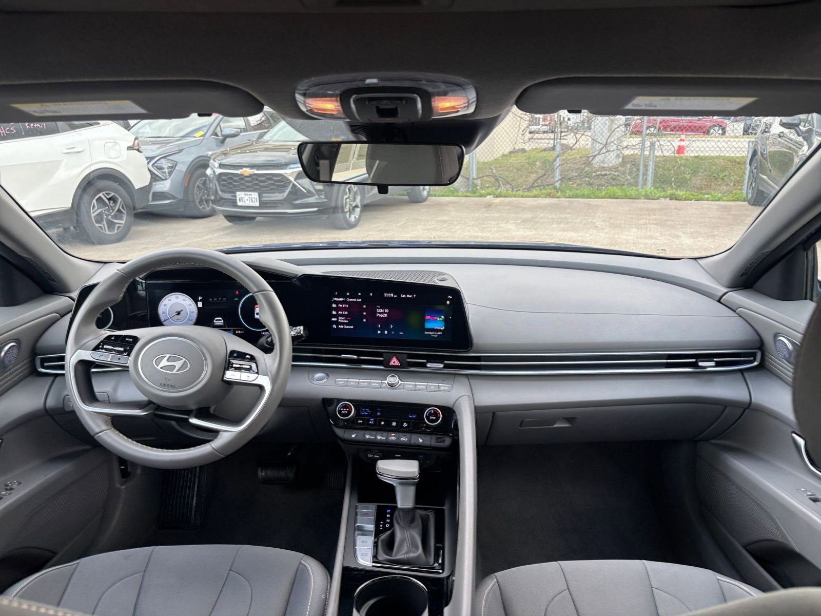 Thumbnail: 2025 Hyundai Elantra - 34