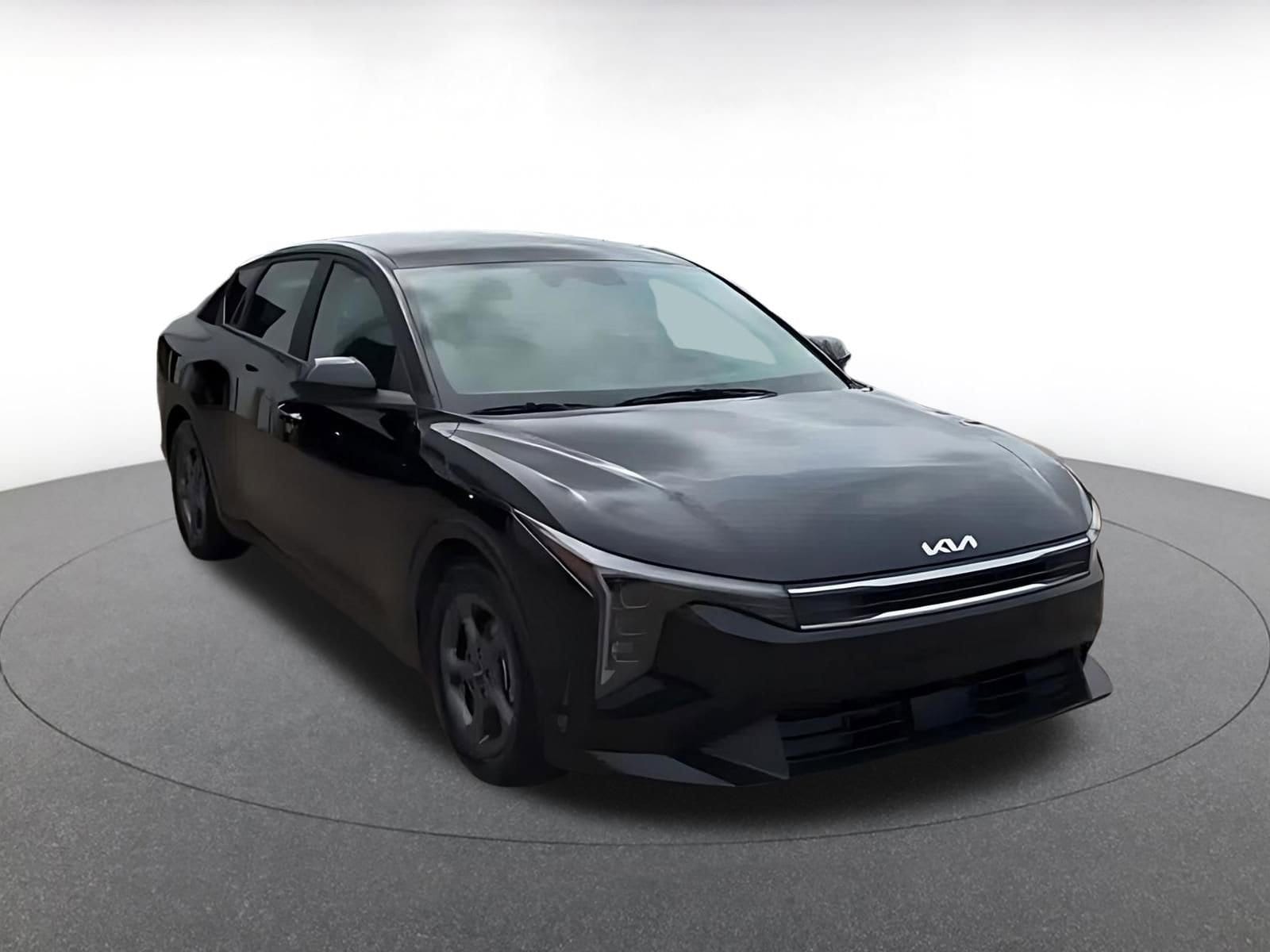 Thumbnail: 2025 Kia K4 - 2