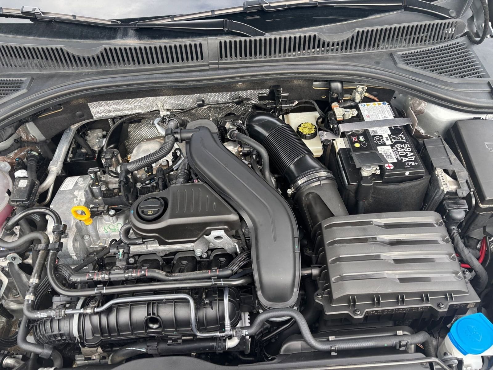 Thumbnail: 2025 Volkswagen Jetta - 30