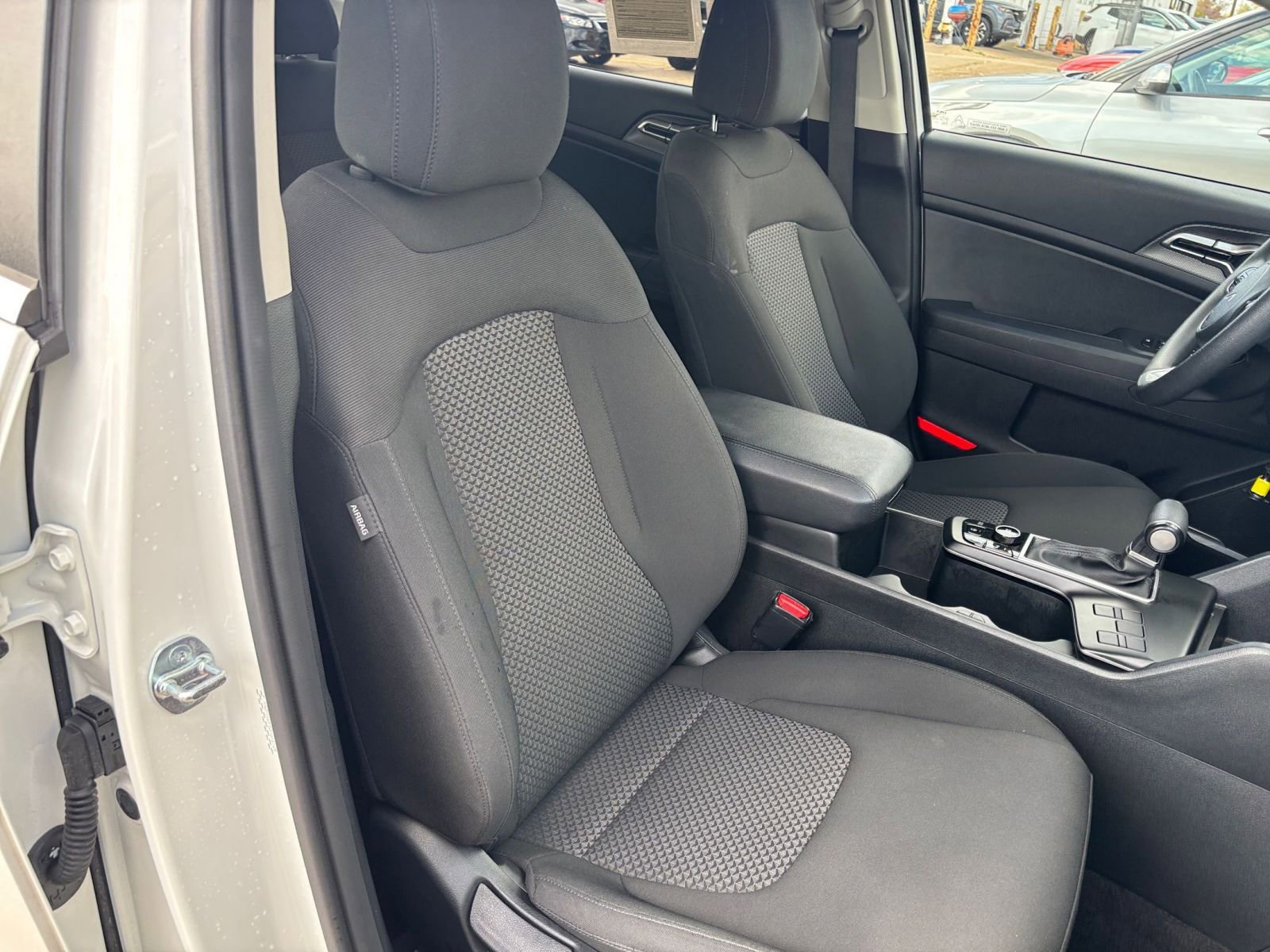 Thumbnail: 2025 Kia Sportage - 35