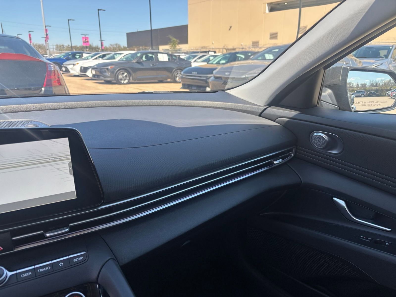 Thumbnail: 2025 Hyundai Elantra - 35