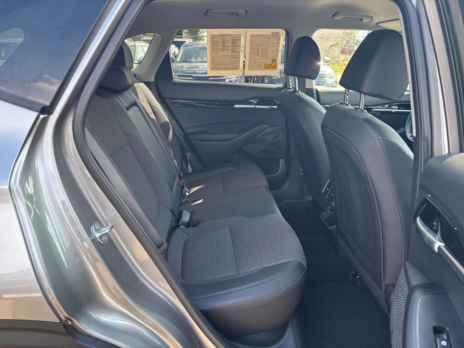 Thumbnail: 2025 Kia Seltos - 23