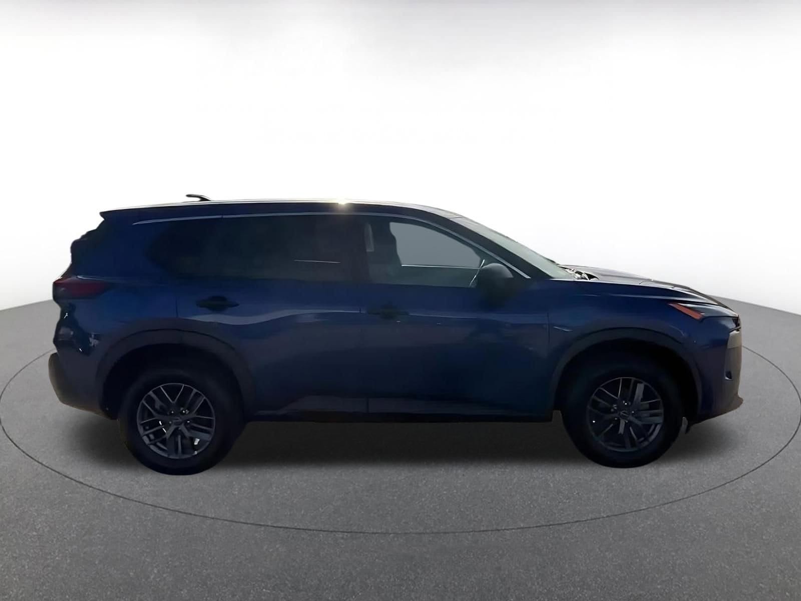 Thumbnail: 2023 Nissan Rogue - 16