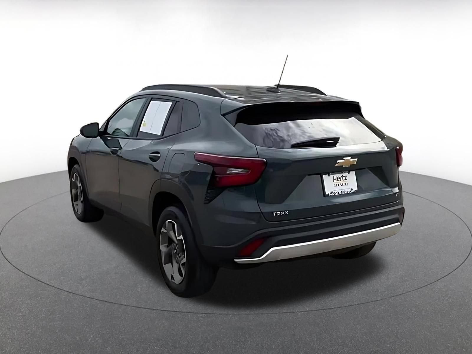 Thumbnail: 2025 Chevrolet Trax - 11