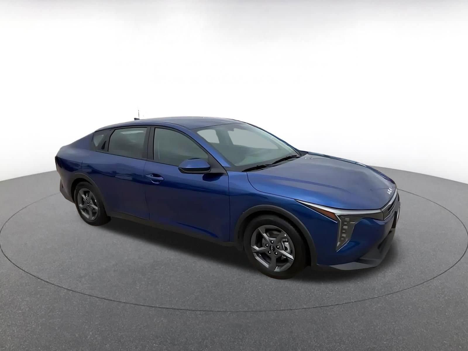 Thumbnail: 2025 Kia K4 - 2