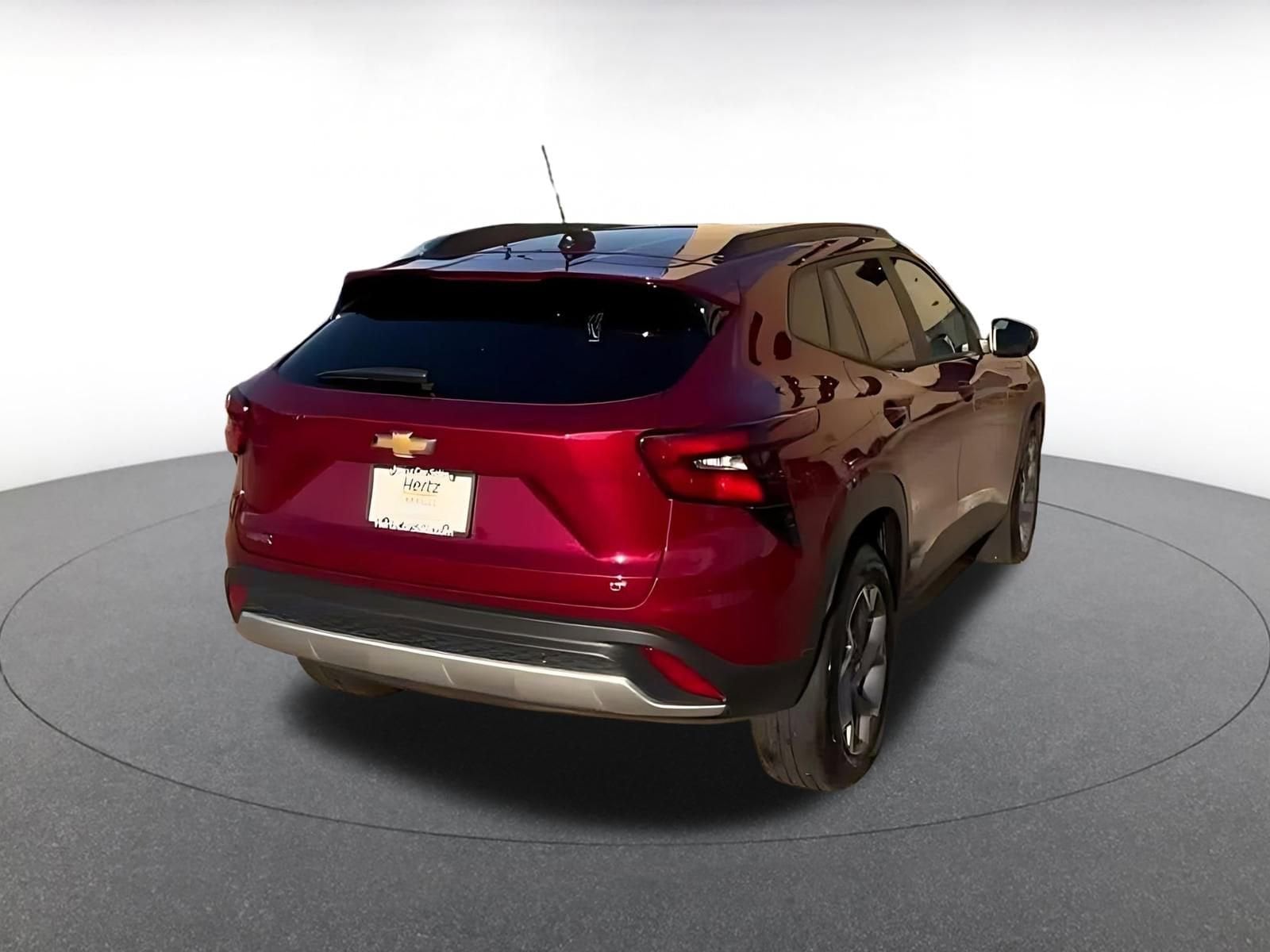 Thumbnail: 2025 Chevrolet Trax - 12