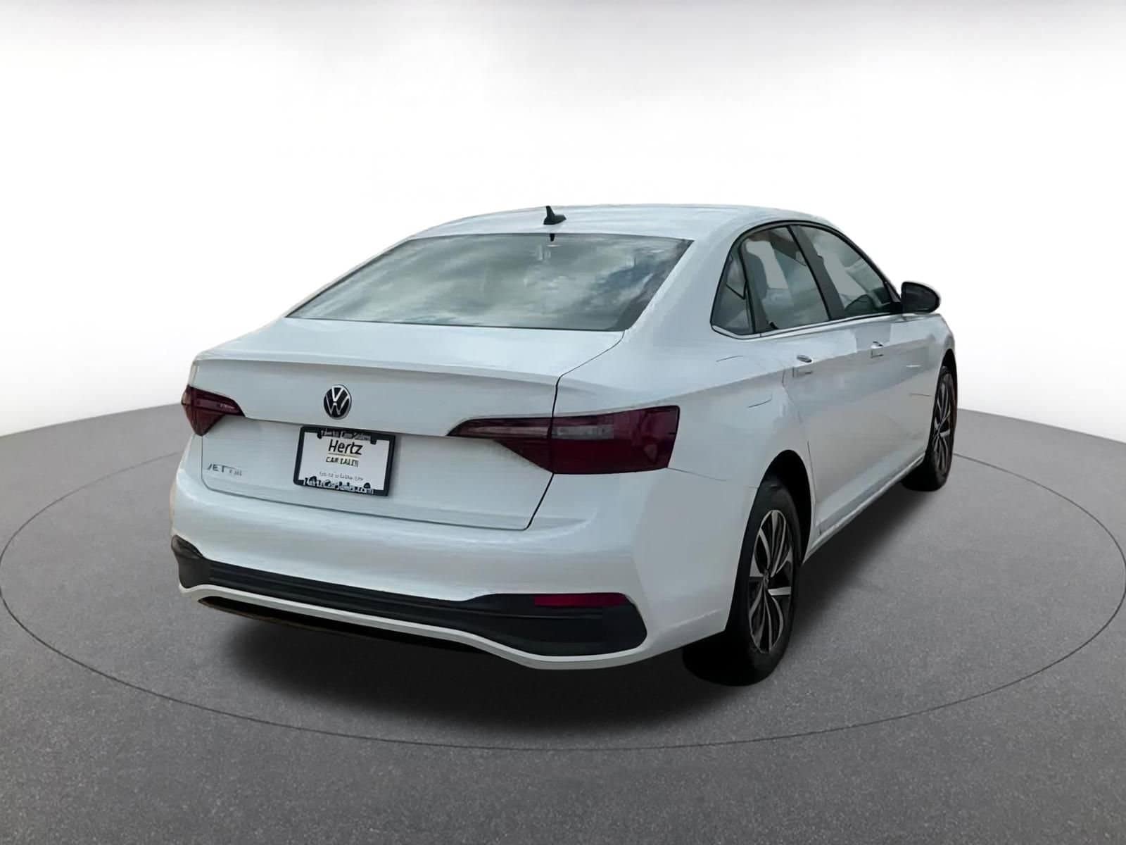 Thumbnail: 2024 Volkswagen Jetta - 11