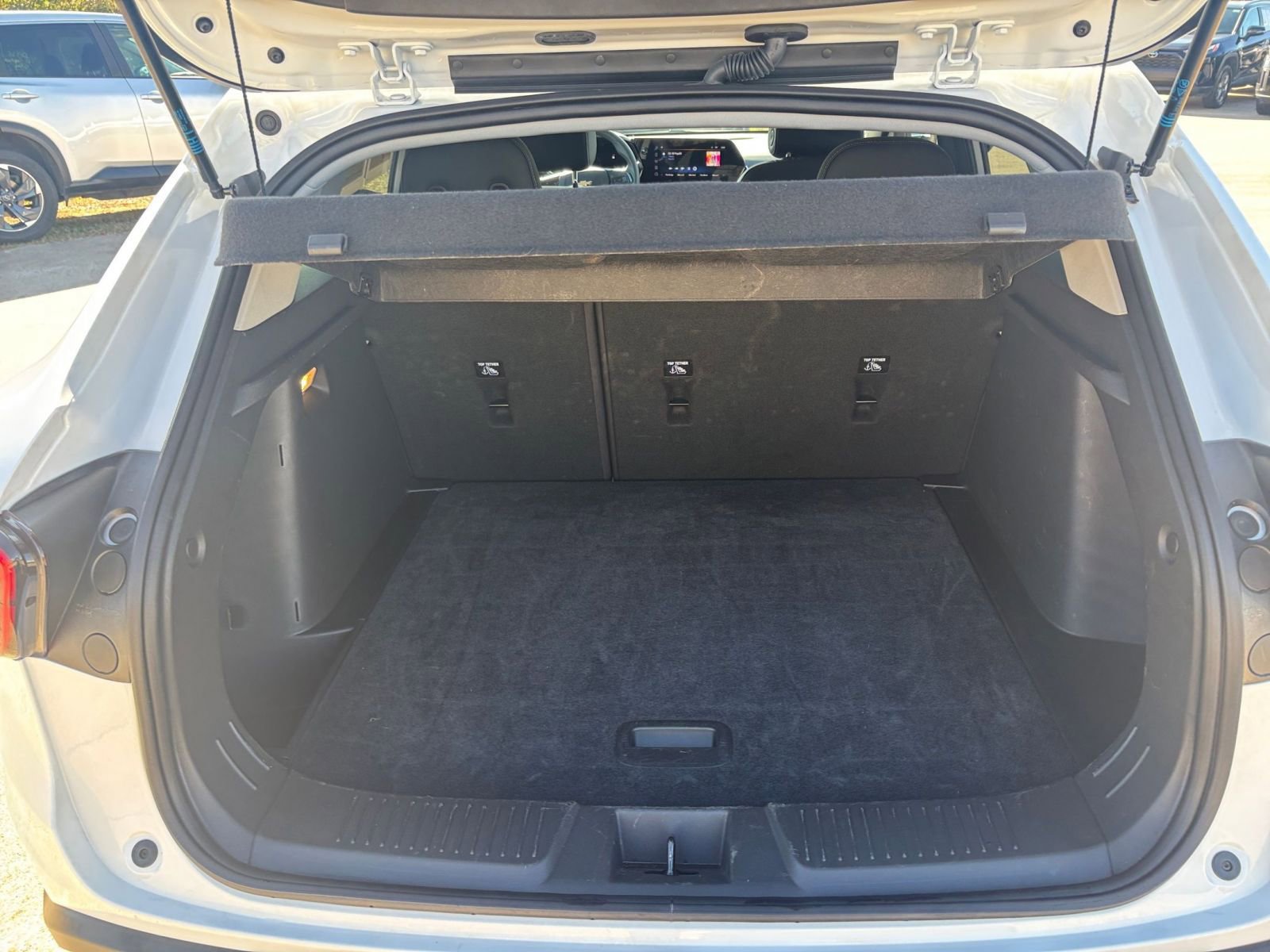 Thumbnail: 2025 Chevrolet Trax - 29