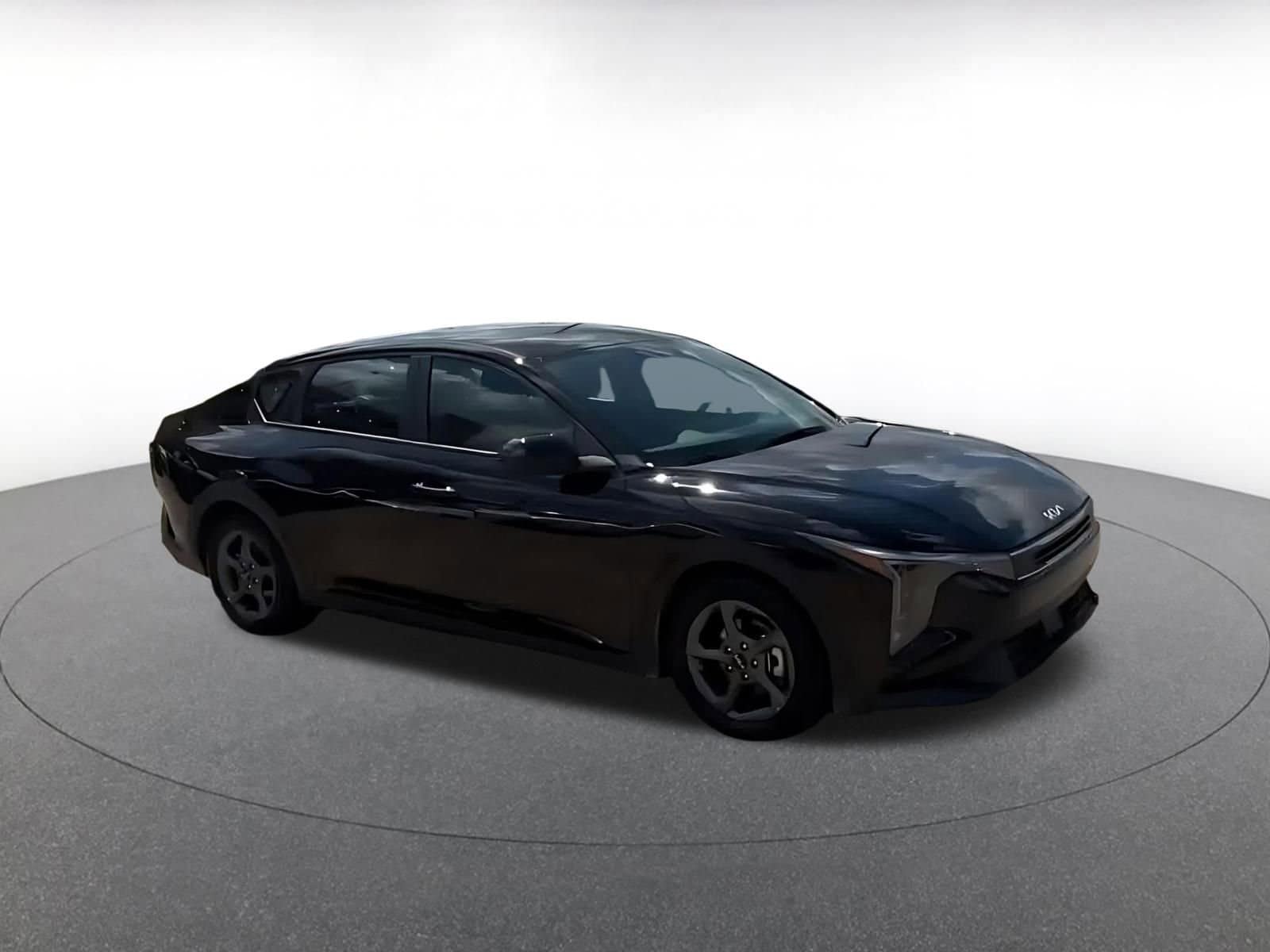 Thumbnail: 2025 Kia K4 - 2