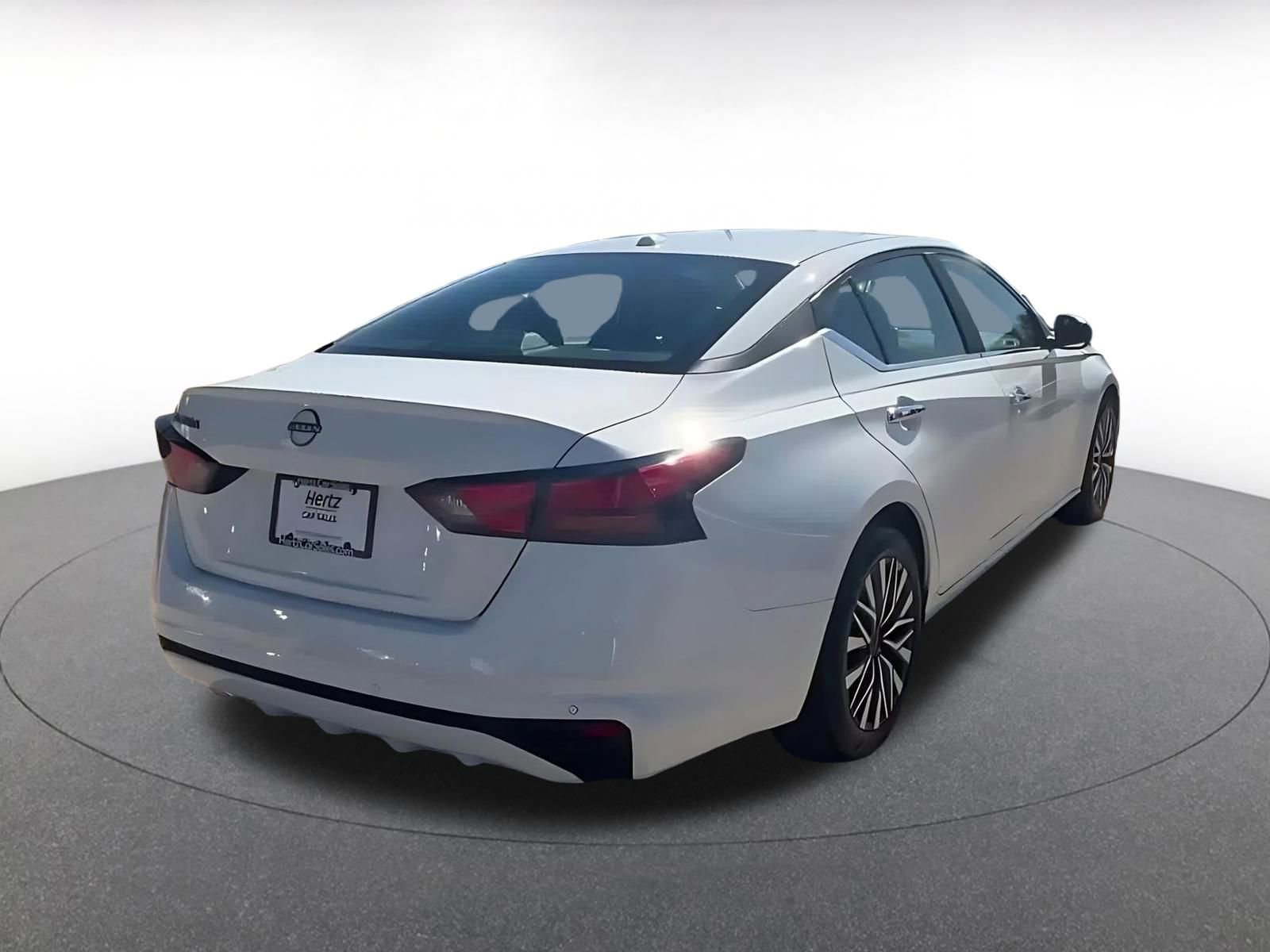 Thumbnail: 2025 Nissan Altima - 15