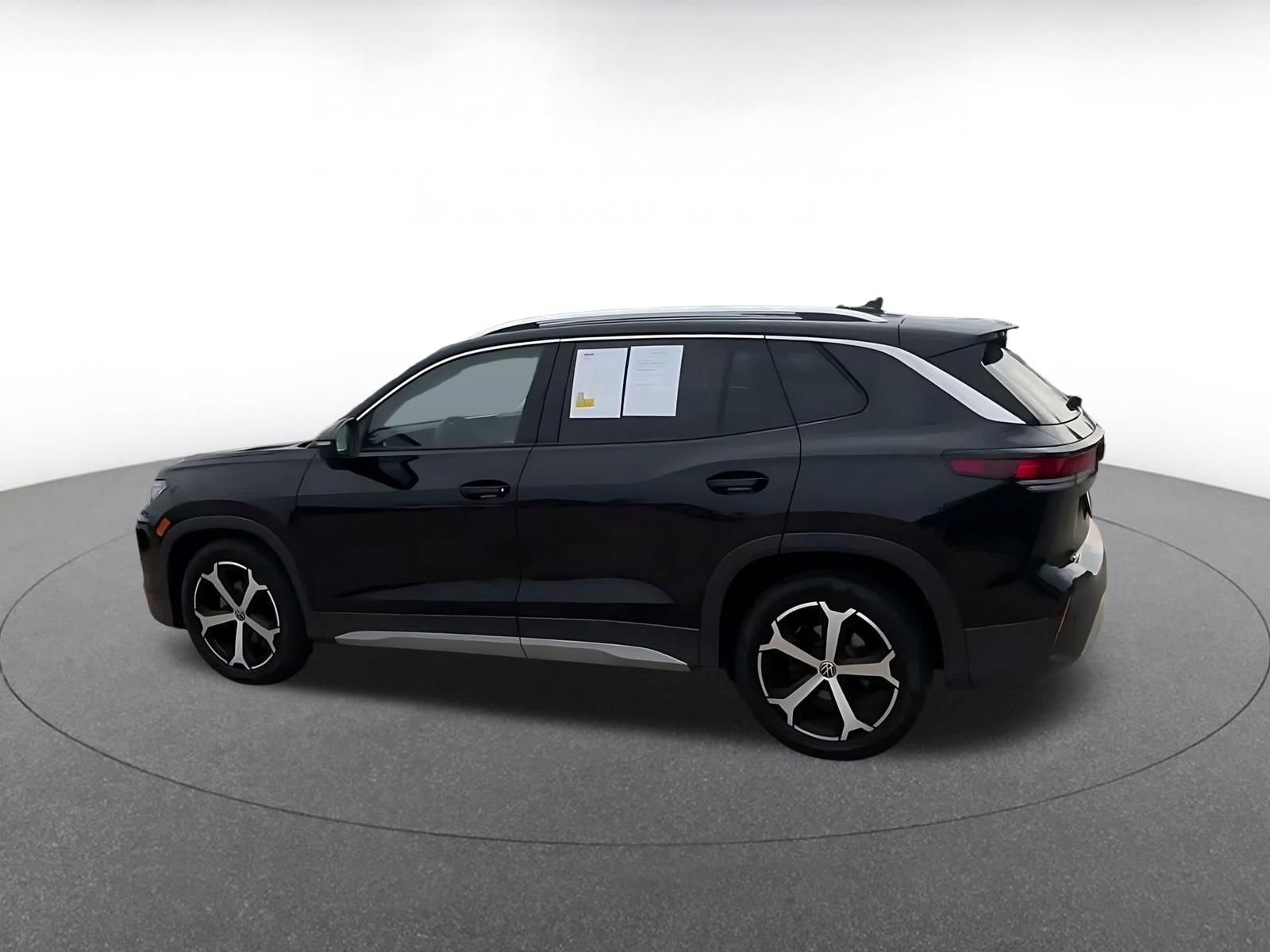 Thumbnail: 2026 Volkswagen Tiguan - 8