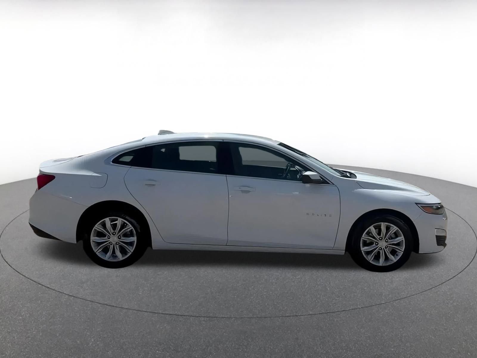 Thumbnail: 2024 Chevrolet Malibu - 7