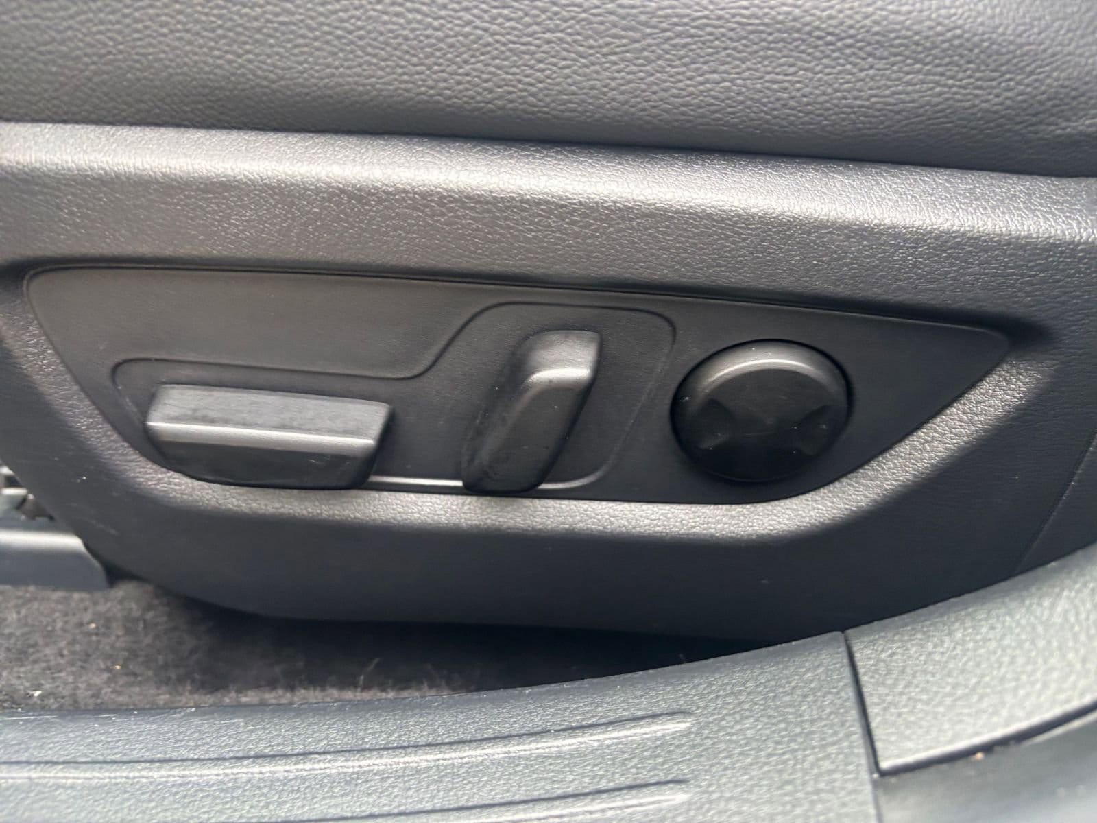 Thumbnail: 2025 Mazda CX-50 - 23