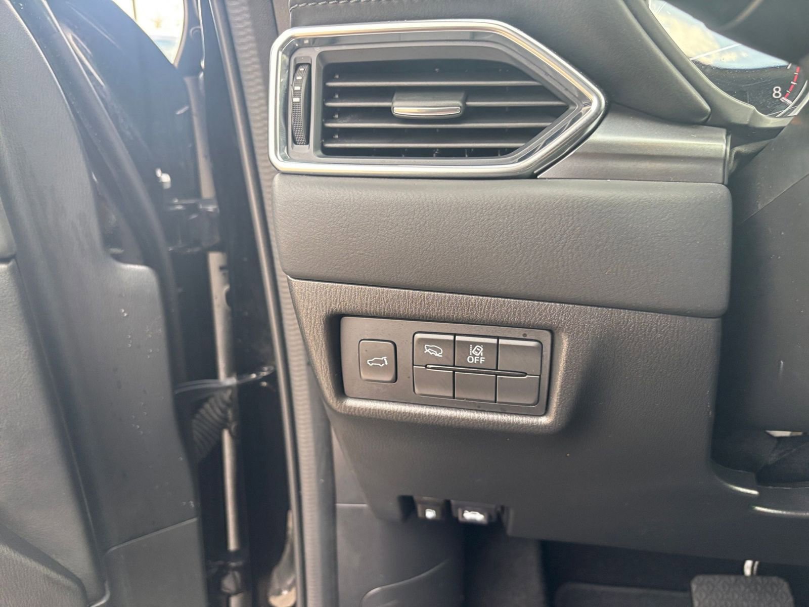 Thumbnail: 2025 Mazda CX-5 - 32