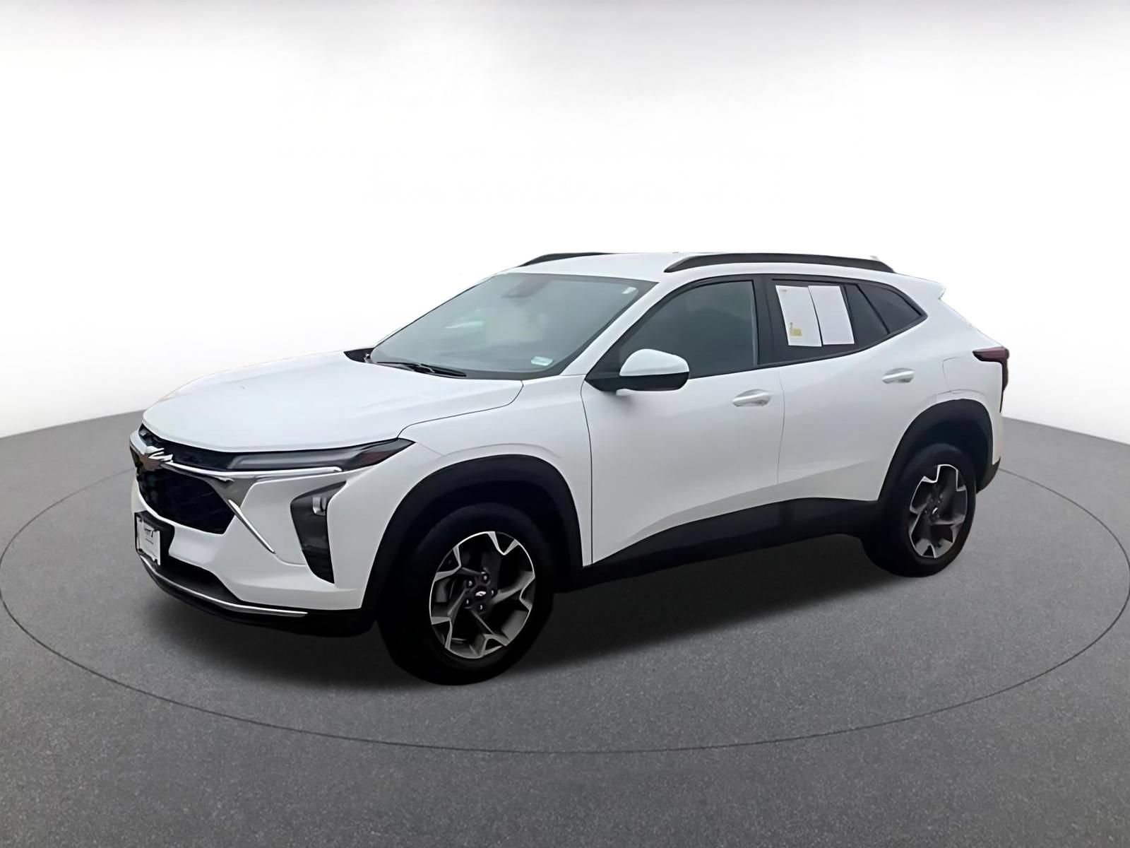 Thumbnail: 2025 Chevrolet Trax - 6