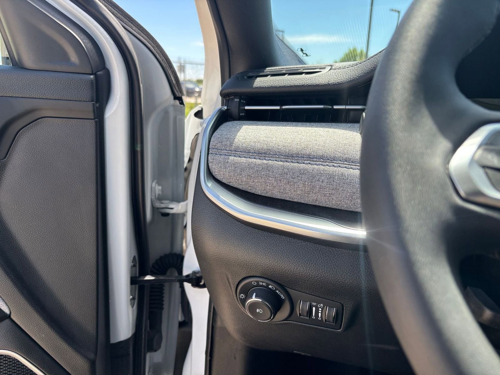 Thumbnail: 2025 Jeep Compass - 33