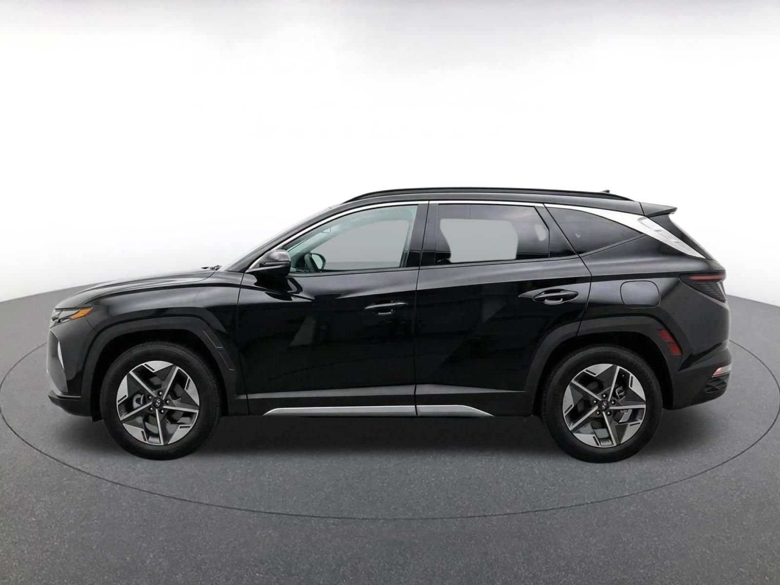 Thumbnail: 2026 Hyundai Tucson - 4