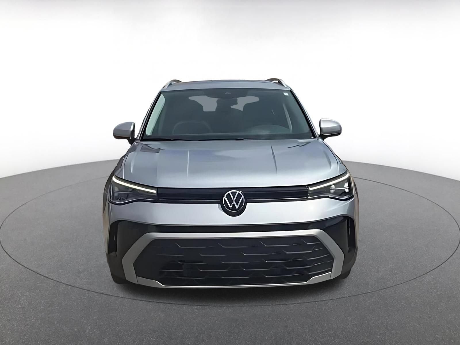 Thumbnail: 2025 Volkswagen Taos - 4
