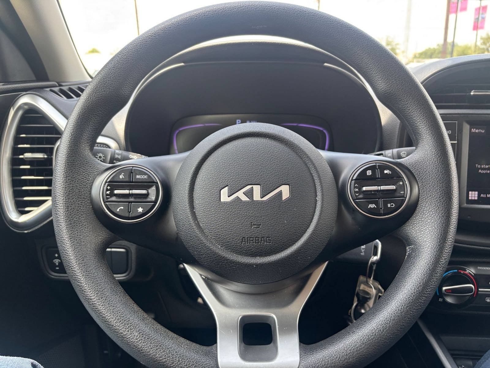 Thumbnail: 2025 Kia Soul - 25
