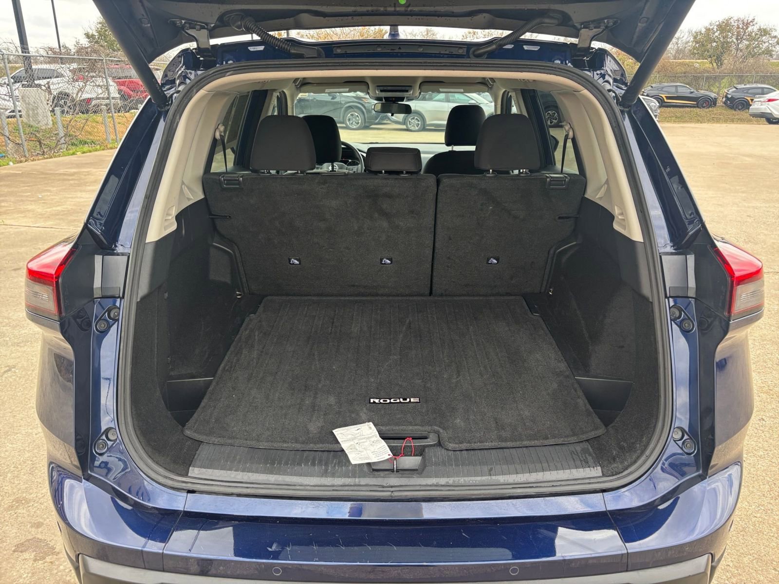 Thumbnail: 2025 Nissan Rogue - 33